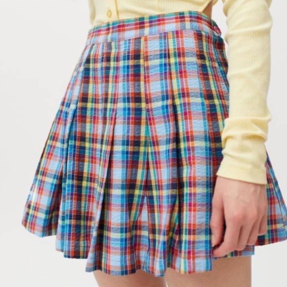 486- Urban Outfitters NWOT Multicolor Plaid Mini-Skirt Size Medium Cotton